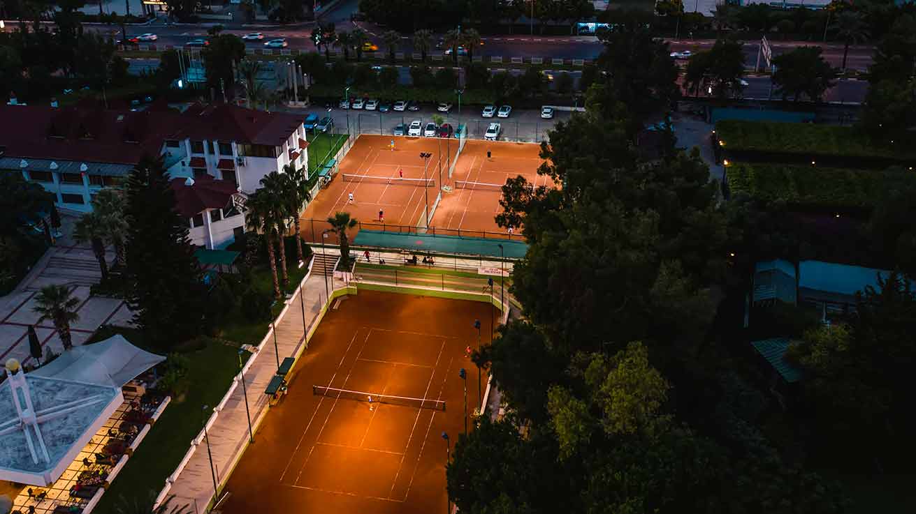 Antalya-Tenis-ihtisas-kulubu-1.jpg