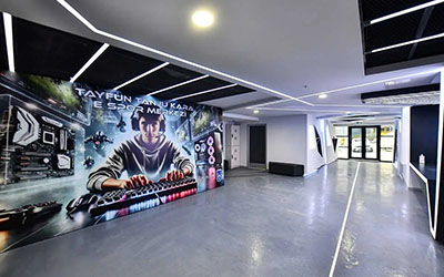 Tayfun Tanju Kara E-Sport Center